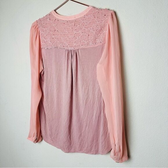 EUC Anthropologie Tiny Pink Embroidered Split Neck Peasant Top Blouse Medium - Picture 5 of 5